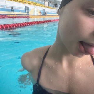 kiti_swim