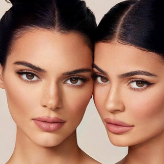 JENNERS | KENDALL & KYLIE