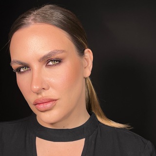 Типичный визажист