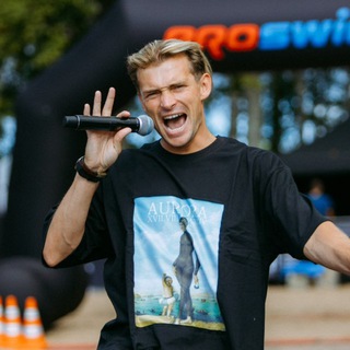 Бегущий Комментатор