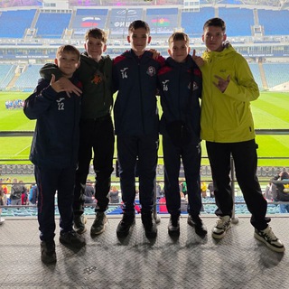 квнчик,весельчаки,крутышки