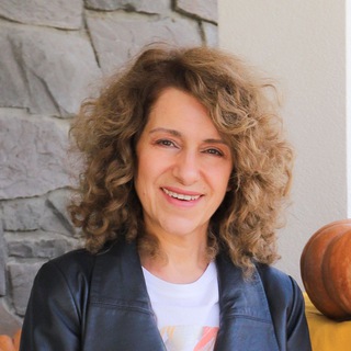 Лала Джафарова • Биолог • Нутрициолог 🍃