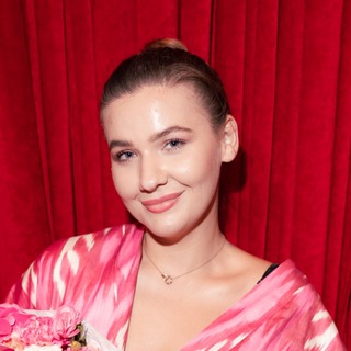 Алина Лапшова