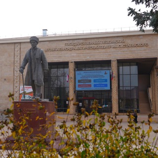 ЛеZги театр