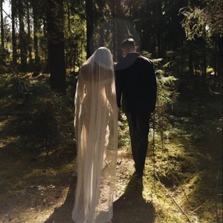 JULIA LEV° Женский фолиант