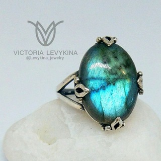 LEVYKINA JEWELRY украшения из натуральных камней от Виктории Левыкиной.