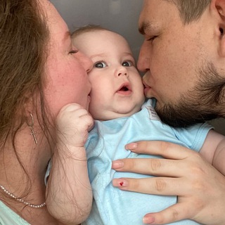 Жизнь среди Саш