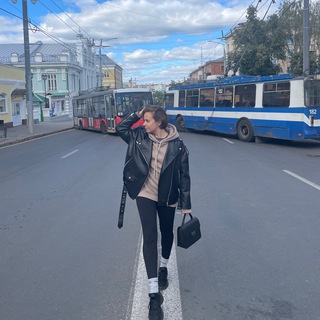 Ларионова везде