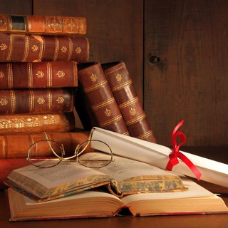 Литературный дворик "Страницы книг"