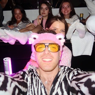 записи стримов llaviks