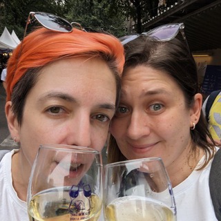 Вино и Лукичева