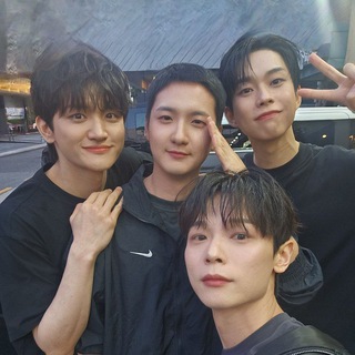 𝓦al𝓦al ' s childhood 🌻