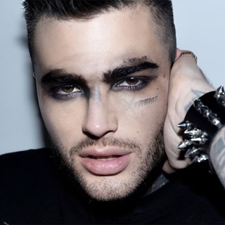 РОМА ЖЁЛУДЬ l НЕПОБЕДИМЫЙ МАЛЬЧИК