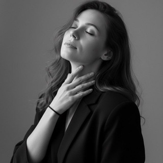 Мамка с винишком🍷🤪