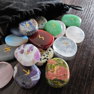 Инсайты Отшельника таро | матрица судьбы | свечи | медитации | руны | чакры