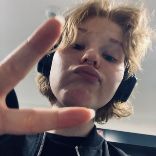 Подпись — Варя)