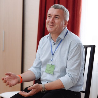 психотерапевт Максим Чекмарёв