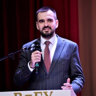 Александр Белоусов