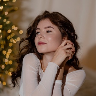 ᴀʟɪɴᴀ ᴀꜱᴛʀᴏ ☽ ᴛᴀʀᴏ