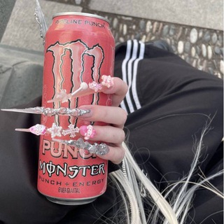 молли ногти