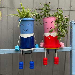 Вместо денежек листочки