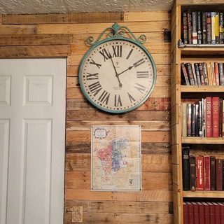 ЕЛЕНА ЛИТВЯК. МУЗЕЙ НА ПОДОКОННИКЕ