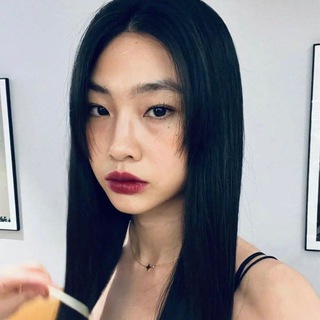 my star jung hoyeon ! 🩷 slow