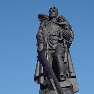 На рубеже (Евгений Андрущенко)