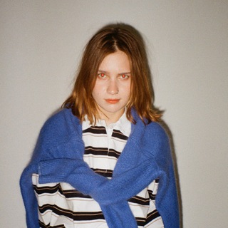 настя делает вещи