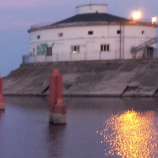 Чёрная Волга.