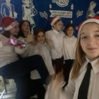 яра и попугаи👽