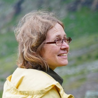 Галя Нилова, человек и экскурсовод