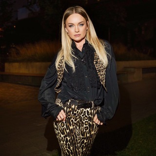 НАСТЯ КРАЙНОВА