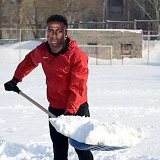 Снег на траве: Бесконечная текстовая трансляция