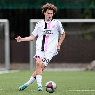 тот самый Погос Крмзян🧑🏽‍🦱