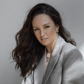 Пахомова успевает всё