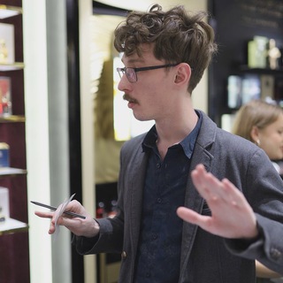 🇺🇦 Макс та Пахощі 👁👃🏻👁