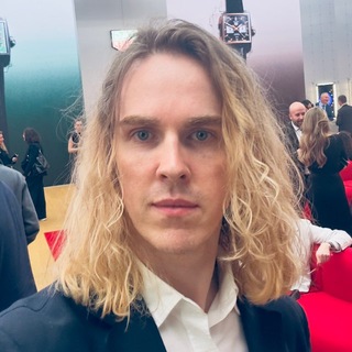 PandaTells.com - часовой блог с 2012 года. Теперь и в Telegram