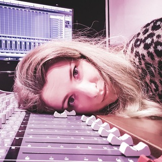 Paulina Steel🎛 женщина, которая звукарь