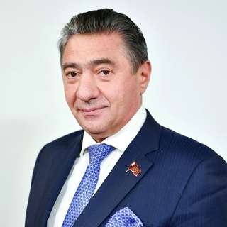 Депутат Владимир Пекарев