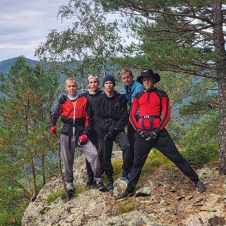 не Pervomaika Hood