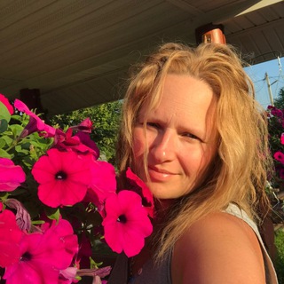 Петунии шепчут 🌸…