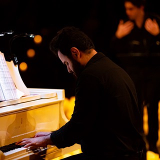 Пианист Михаил Балашов