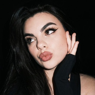 ИИ ПРОМПТЫ.𝙽𝙴𝙸𝚁𝙾. 𝙿𝚁𝙾𝙼𝙿𝚃📸