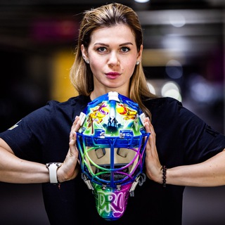 Хоккей в мелочах с Анной Пруговой