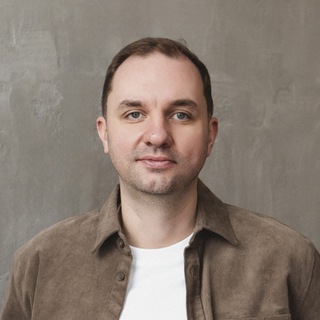 Роман Моложон