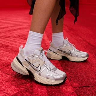 Раздевалка онлайн 💄