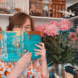 Read. Eat. Laugh 🌞