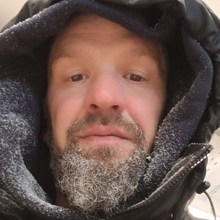 Ринат Строит