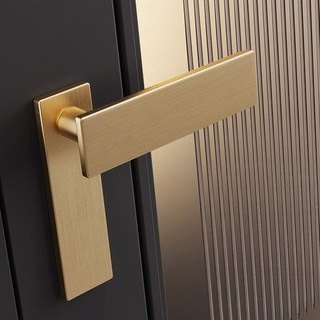 Дверная фурнитура